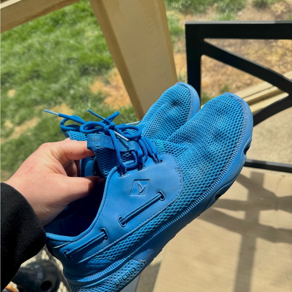Sperry Bright Blue Mesh Athletic Sneakers